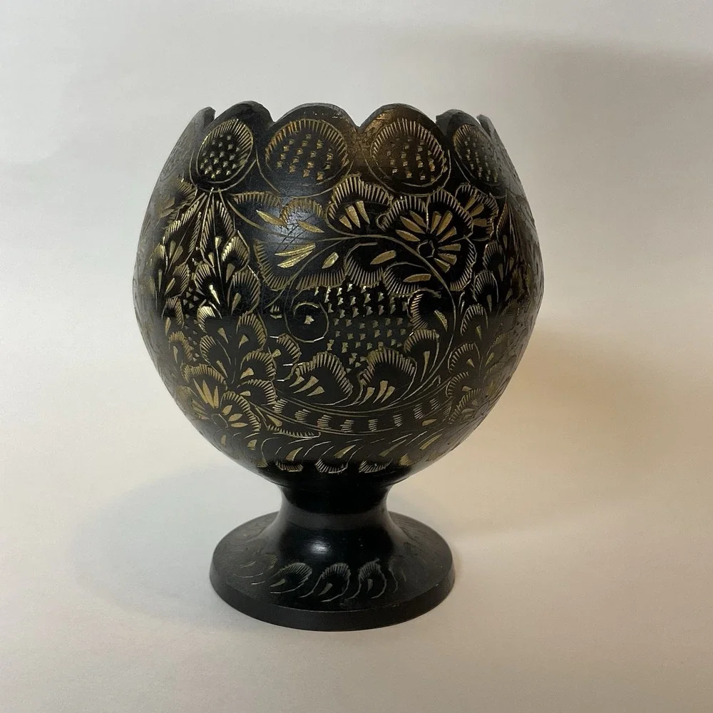 Vintage Indian Globe-Like Body Brass Hand Etched‎ Black Gold Bud Vase Scalloped